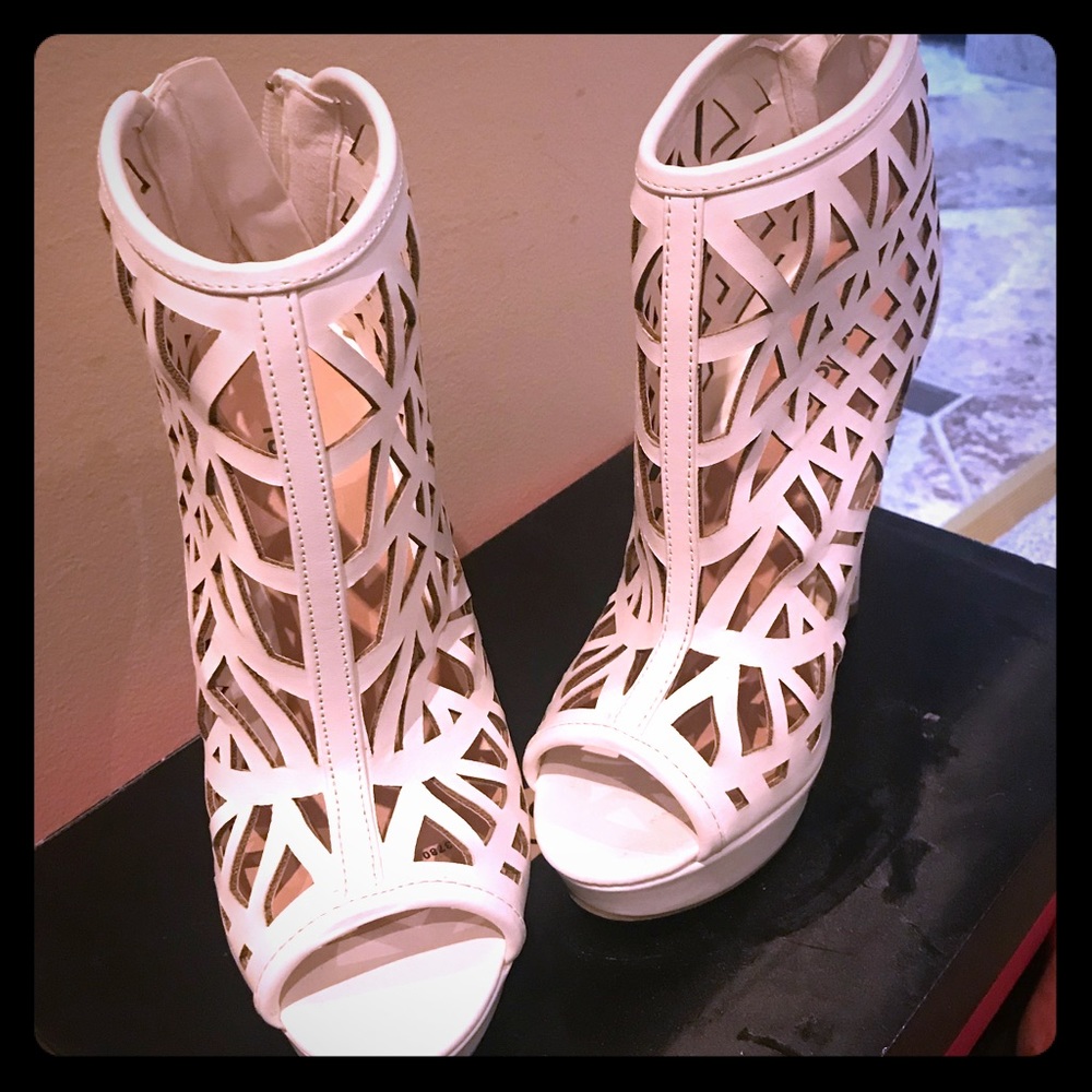 Brand New never been worn heels